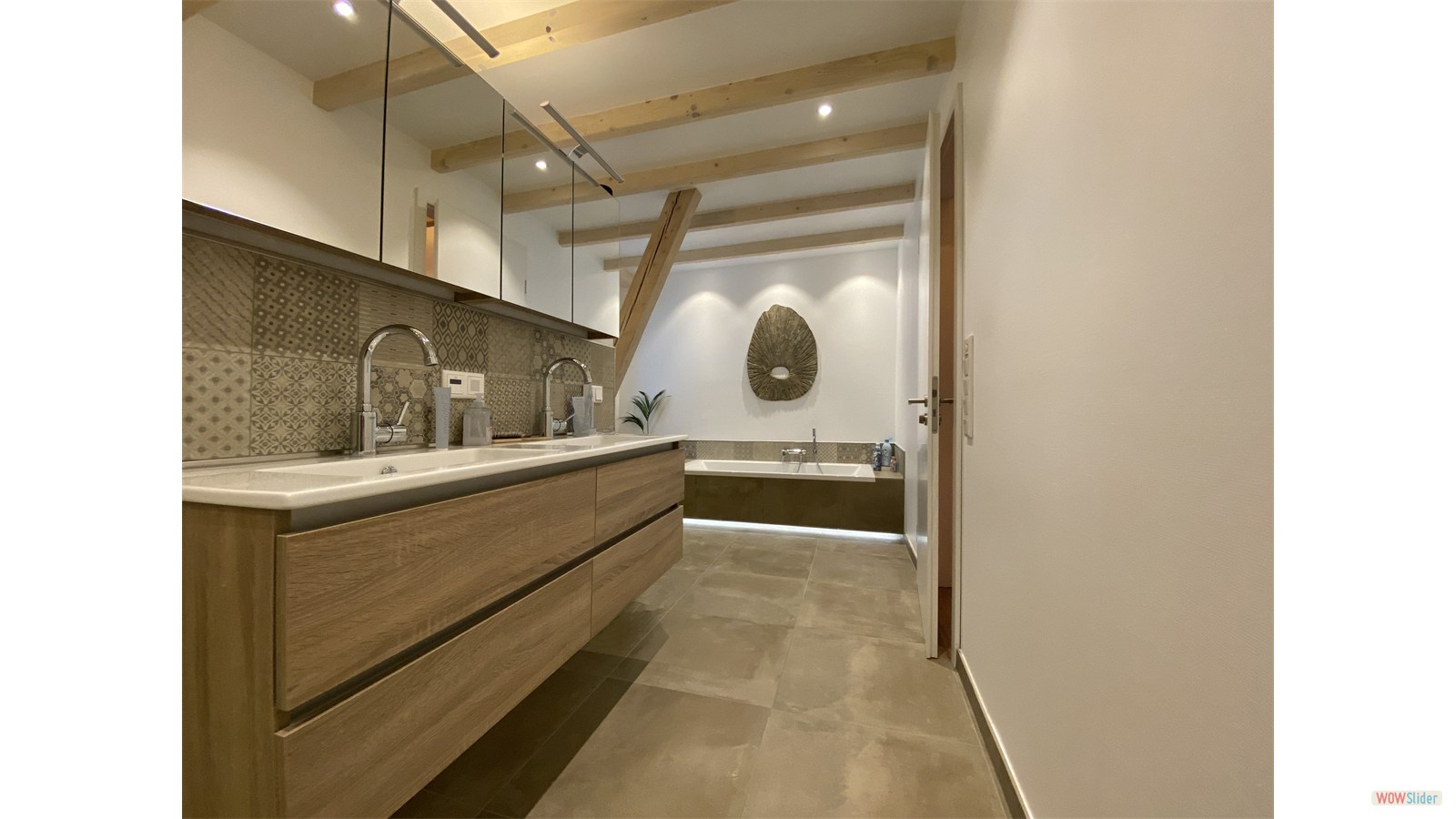 Bad 1 Am Born Raumkontrast