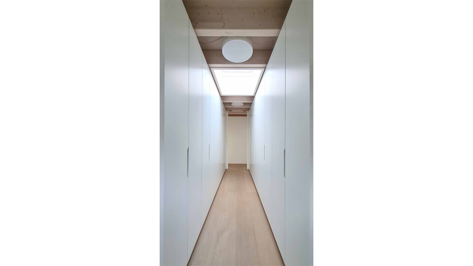 Begehbarer Kleiderschrank