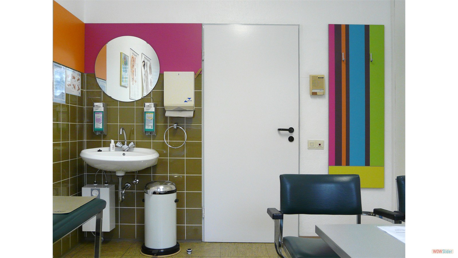 Innenarchitektur Praxis Behandlung 1 Raumkontrast