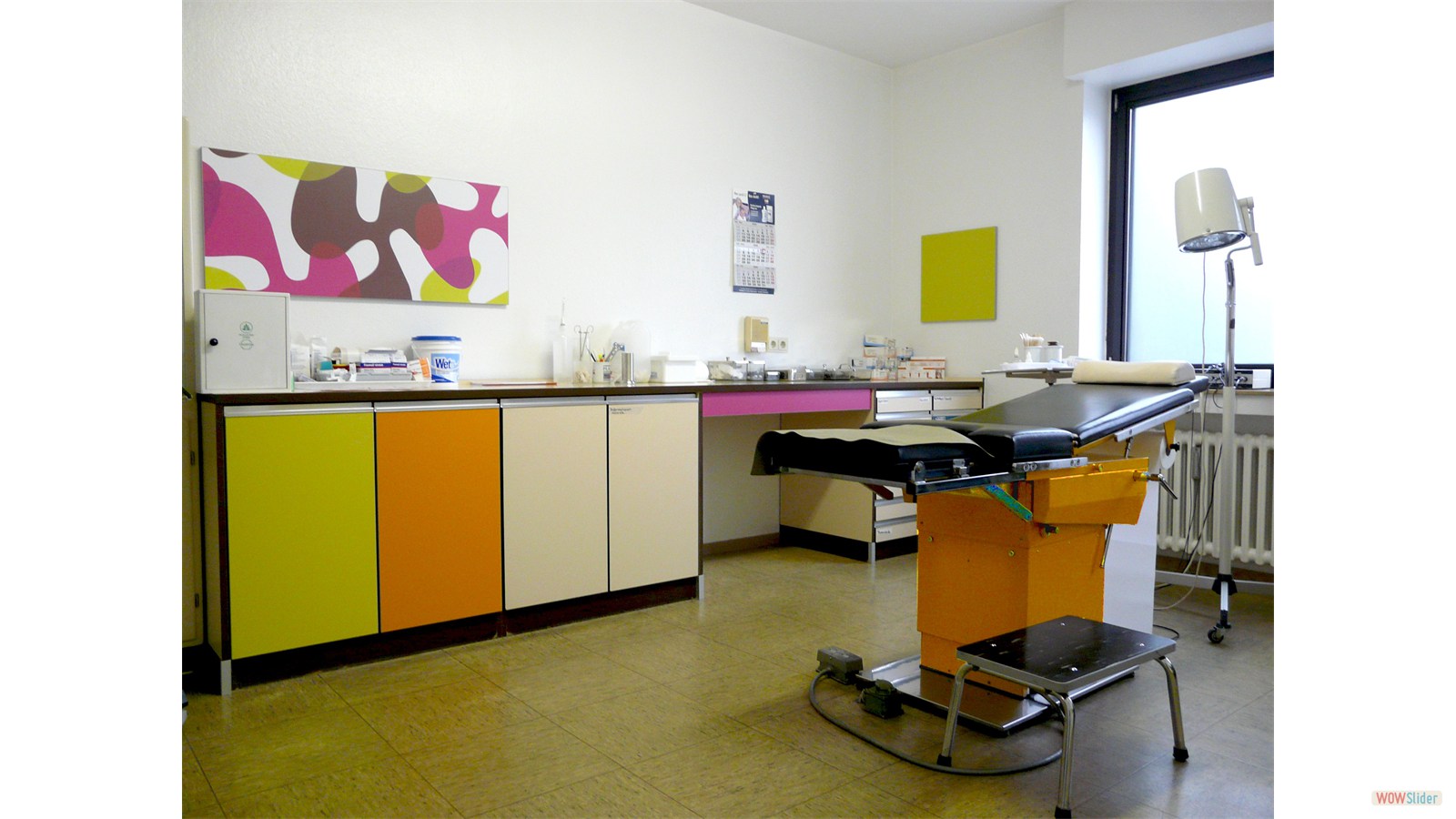 Innenarchitektur Praxis Behandlung 2 Raumkontrast